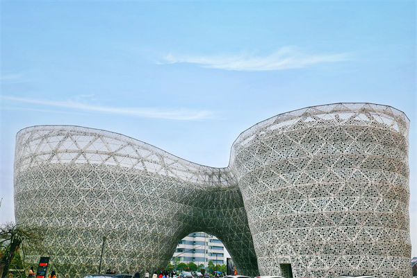 企業(yè)發(fā)展遇瓶頸，株洲戰(zhàn)略咨詢公司如何助力突破困局、重塑輝煌？