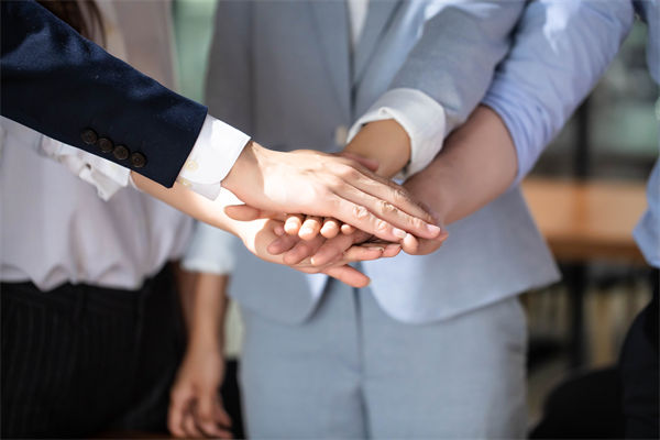 新老員工文化沖突不斷，企業(yè)文化怎樣實現(xiàn)融合傳承？