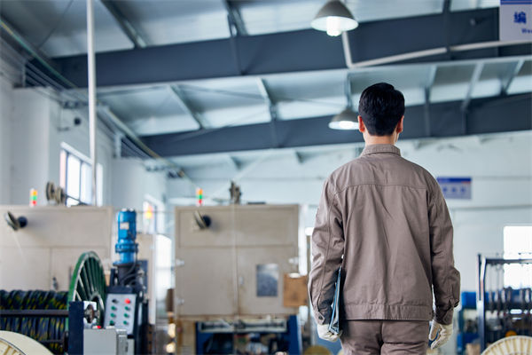 車間布局混亂效率低，精益生產(chǎn)如何重構(gòu)最優(yōu)布局？