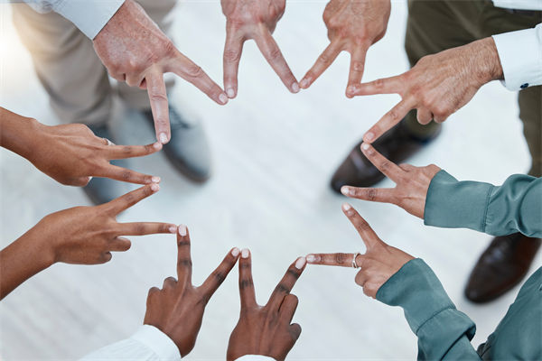 特朗普政府禁止哈佛大學(xué)招收國(guó)際生，企業(yè)文化怎么看？