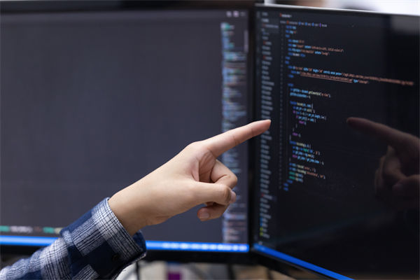 數(shù)據(jù)泛濫成災(zāi)難利用？企業(yè)數(shù)字化轉(zhuǎn)型如何打通任督二脈？