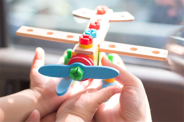 這些玩具可能正在悄悄傷害孩子，對關(guān)聯(lián)品牌的啟示