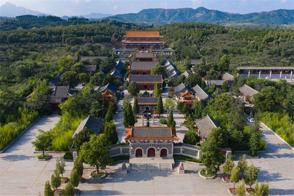 企業(yè)計(jì)劃年年空轉(zhuǎn)？煙臺(tái)年度經(jīng)營(yíng)咨詢?nèi)绾巫屇繕?biāo)從模糊變可落地？