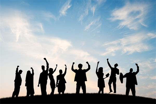 目標(biāo)年年改，是環(huán)境變太快還是規(guī)劃沒抓底層邏輯？