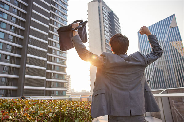 企業(yè)文化分析：為什么越來越多年輕人愛上丑娃娃？