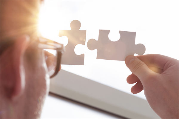 并購三年文化仍割裂，融合策略忽視了哪些隱性沖突？