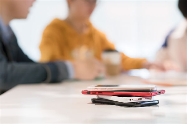 人力資源該管控還是賦能？多數(shù)企業(yè)都踩錯(cuò)了管理節(jié)奏！