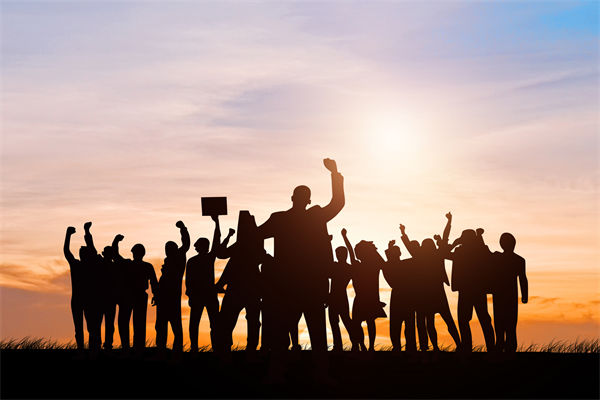 企業(yè)文化分析：今天禁止加班，日本開始反內(nèi)卷實(shí)驗(yàn)