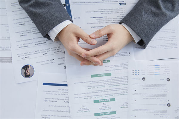 招聘流程看似高效規(guī)范，招來的人卻總是與需求錯位？