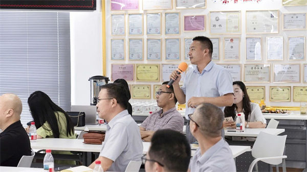 正睿咨詢集團(tuán)AI數(shù)智化咨詢新模式首屆高級(jí)合伙人招募說明會(huì)