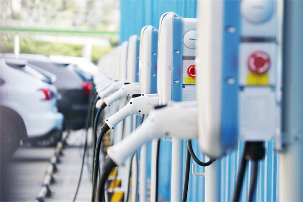 每5輛電動(dòng)汽車就有2個(gè)充電樁，精益生產(chǎn)管理怎么看？