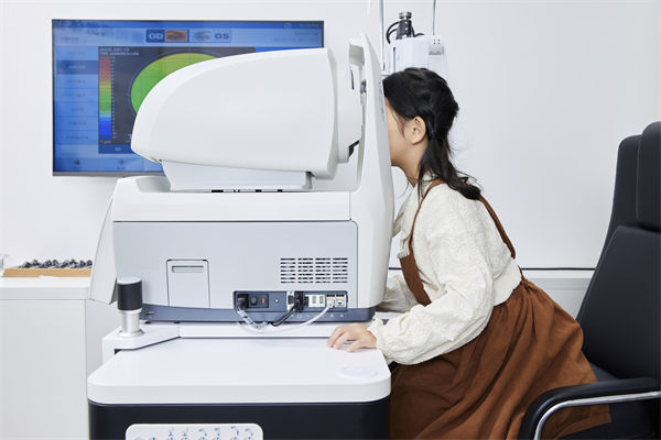 制造業(yè)管理：電子產(chǎn)品“防藍(lán)光”功能真能護(hù)眼嗎？