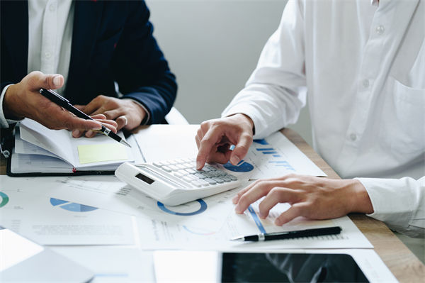 暑期檔電影票房破115億，預(yù)算管理咨詢怎么看？