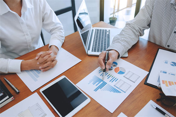 薪酬結(jié)構(gòu)與戰(zhàn)略脫節(jié)，薪酬咨詢怎樣搭建適配體系？