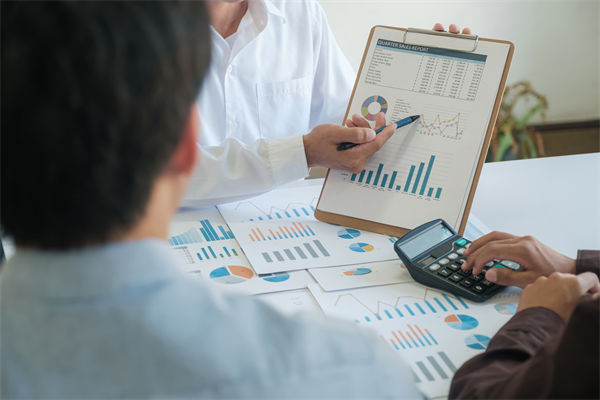 預(yù)算調(diào)整機(jī)制看似靈活，應(yīng)對市場變化為何仍顯滯后？