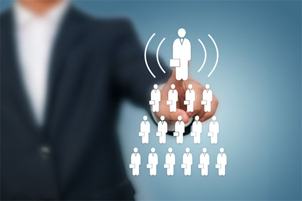 組織架構(gòu)跟著業(yè)務(wù)變總錯(cuò)位，效率越調(diào)越低怎么破？