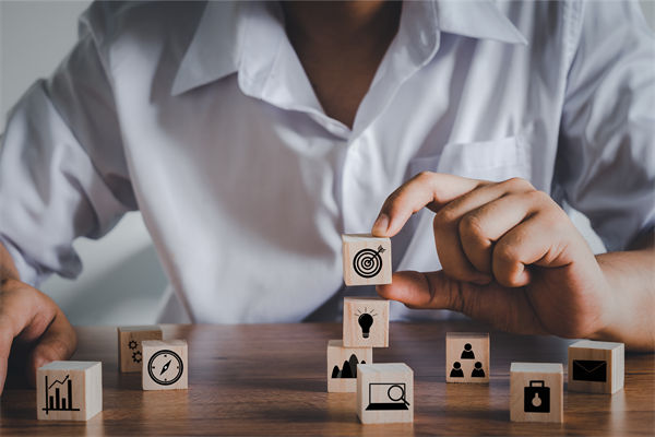 組織架構(gòu)跟著業(yè)務(wù)變總錯位，效率越調(diào)越低怎么破？