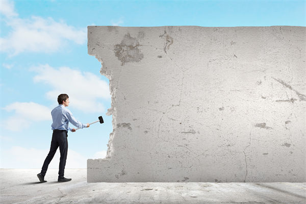 部門壁壘固化協(xié)作失靈，戰(zhàn)略推進(jìn)處處受阻怎么解？