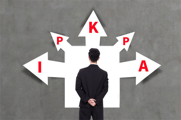 看似精細(xì)的績效體系，為何反而拖慢了團(tuán)隊(duì)的腳步？