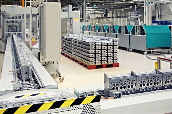 中小企業(yè)應(yīng)用精益生產(chǎn)，面臨哪些特殊挑戰(zhàn)與機遇？