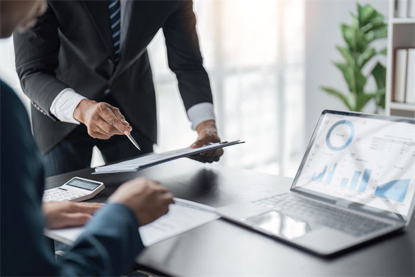 戰(zhàn)略咨詢公司，如何助力企業(yè)設(shè)計(jì)并落地商業(yè)模式？